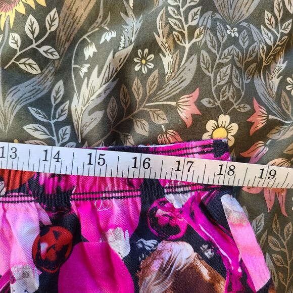 NWT Victorias Secret Pink Flannel Boxy Pajama Short Womens XL Pink Fire Ornament - Picture 7 of 9